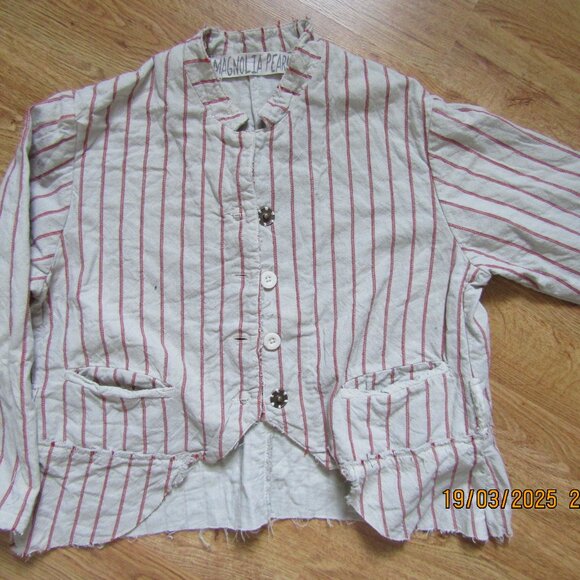 Share Magnolia Pearl Linen Coat - Picture 7 of 10